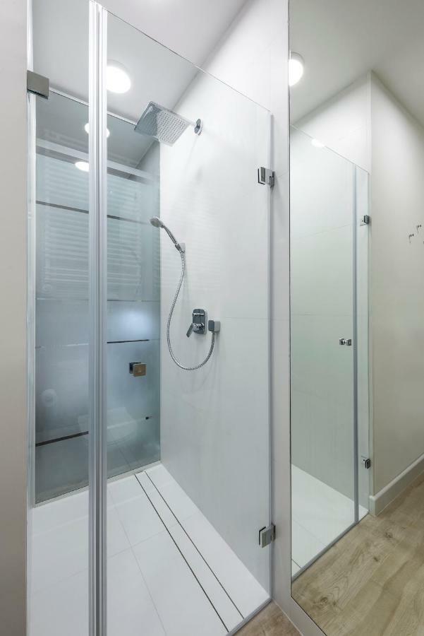 Apartament Luxury Miedzyborska 8B Варшава Экстерьер фото