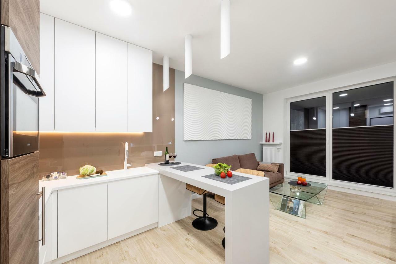 Apartament Luxury Miedzyborska 8B Варшава Экстерьер фото